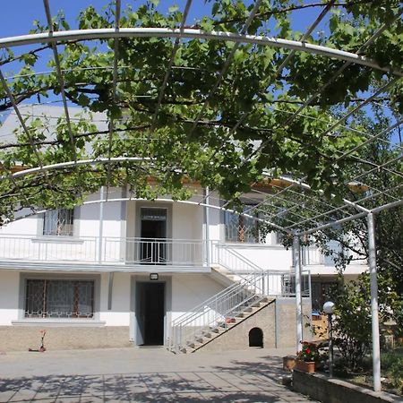 Big House Otel Tiflis Dış mekan fotoğraf
