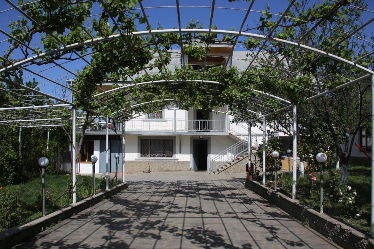 Big House Otel Tiflis Dış mekan fotoğraf